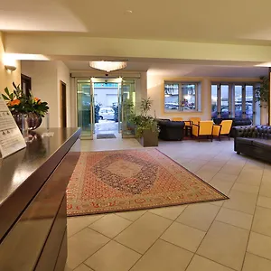 4* Hotell Western
