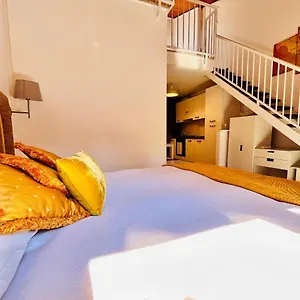  Apartament Falcone 22